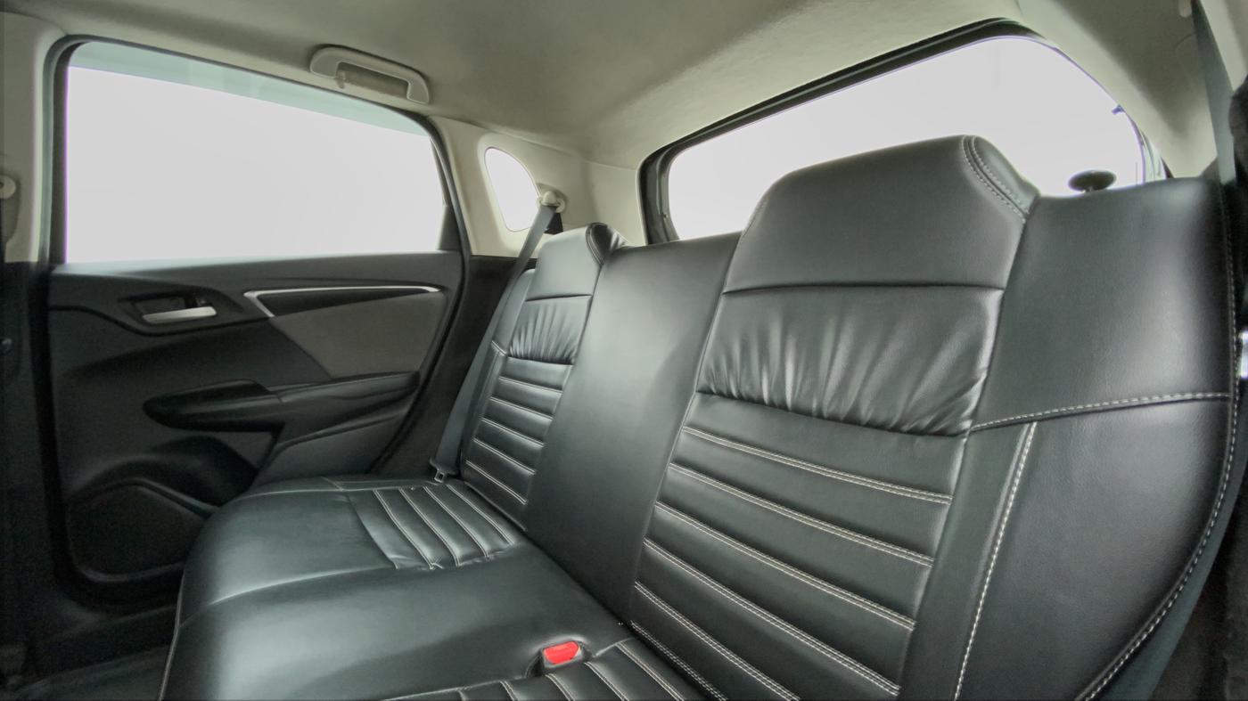 2017 Honda WR-V 1.2 i-VTEC VX MT, Petrol, Manual, 88,235 km, Right Side Rear Door Cabin