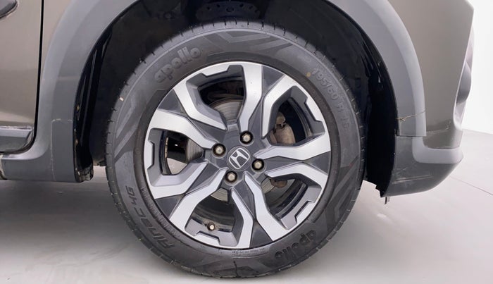 2017 Honda WR-V 1.2 i-VTEC VX MT, Petrol, Manual, 88,235 km, Right Front Wheel