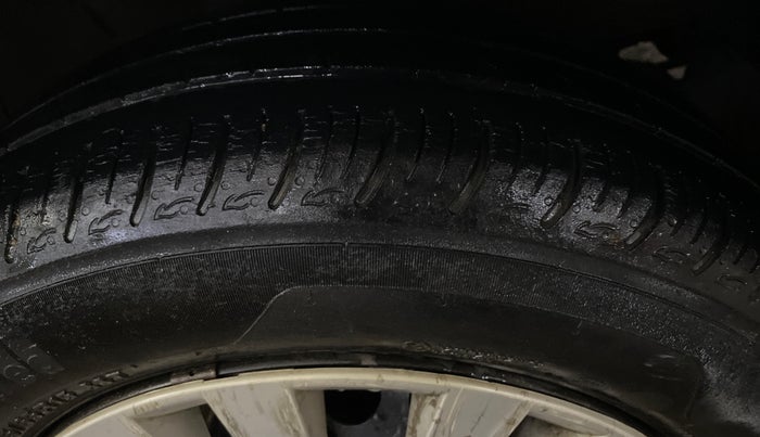 2020 Maruti Baleno DELTA PETROL 1.2, Petrol, Manual, 41,134 km, Right Front Tyre Tread