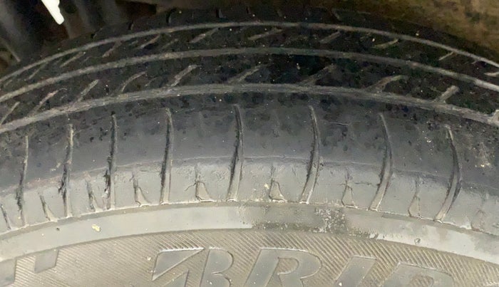 2014 Maruti Wagon R 1.0 LXI CNG, CNG, Manual, 75,067 km, Right Rear Tyre Tread