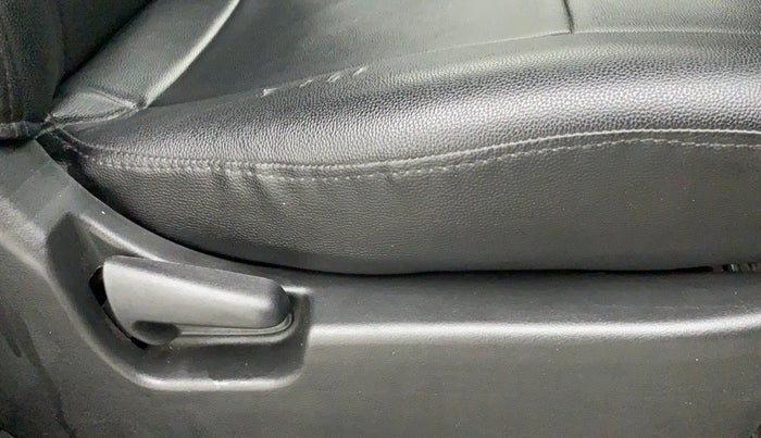 2014 Maruti Wagon R 1.0 LXI CNG, CNG, Manual, 75,067 km, Driver Side Adjustment Panel