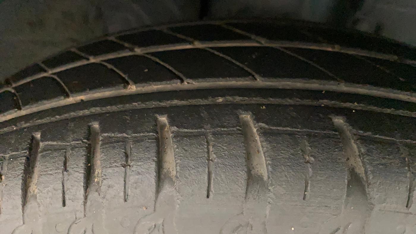 2021 Renault Kwid RXL 1.0 AMT, Petrol, Automatic, 28,286 km, Right Front Tyre Tread