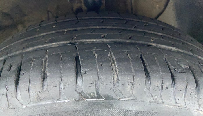 2020 Hyundai Verna 1.6 VTVT SX, Petrol, Manual, 40,516 km, Right Front Tyre Tread