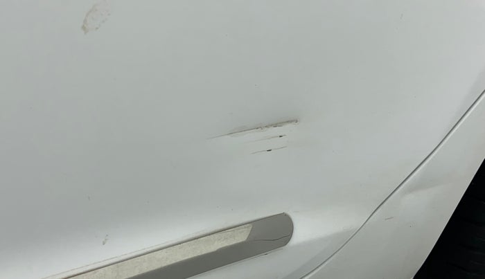 2020 Hyundai Verna 1.6 VTVT SX, Petrol, Manual, 40,516 km, Rear left door - Slightly dented