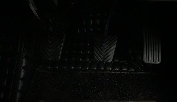 2022 KIA SELTOS HTX PETROL 1.5, Petrol, Manual, 59,618 km, Pedals