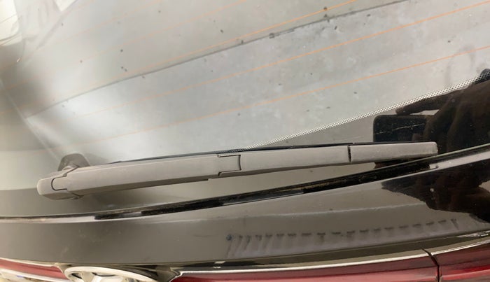 2022 Hyundai NEW I20 ASTA 1.2 MT, Petrol, Manual, 22,871 km, Rear Wiper