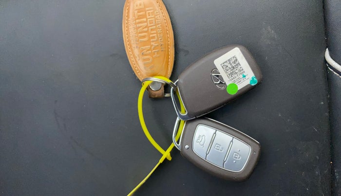 2022 Hyundai NEW I20 ASTA 1.2 MT, Petrol, Manual, 22,871 km, Key Close Up