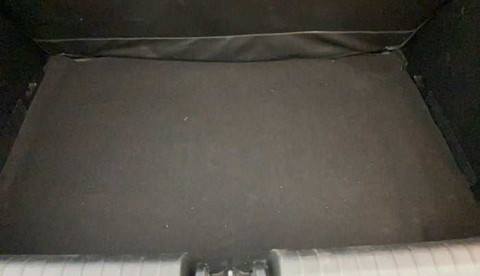 2022 Hyundai NEW I20 ASTA 1.2 MT, Petrol, Manual, 22,871 km, Boot Inside