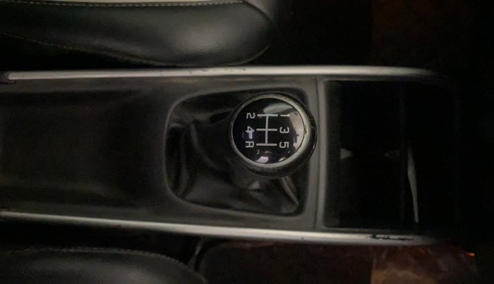 2017 Maruti Baleno ALPHA PETROL 1.2, Petrol, Manual, 88,657 km, Gear Lever