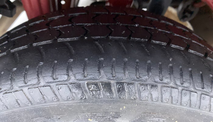 2014 Maruti Alto K10 VXI P, Petrol, Manual, 17,625 km, Right Rear Tyre Tread