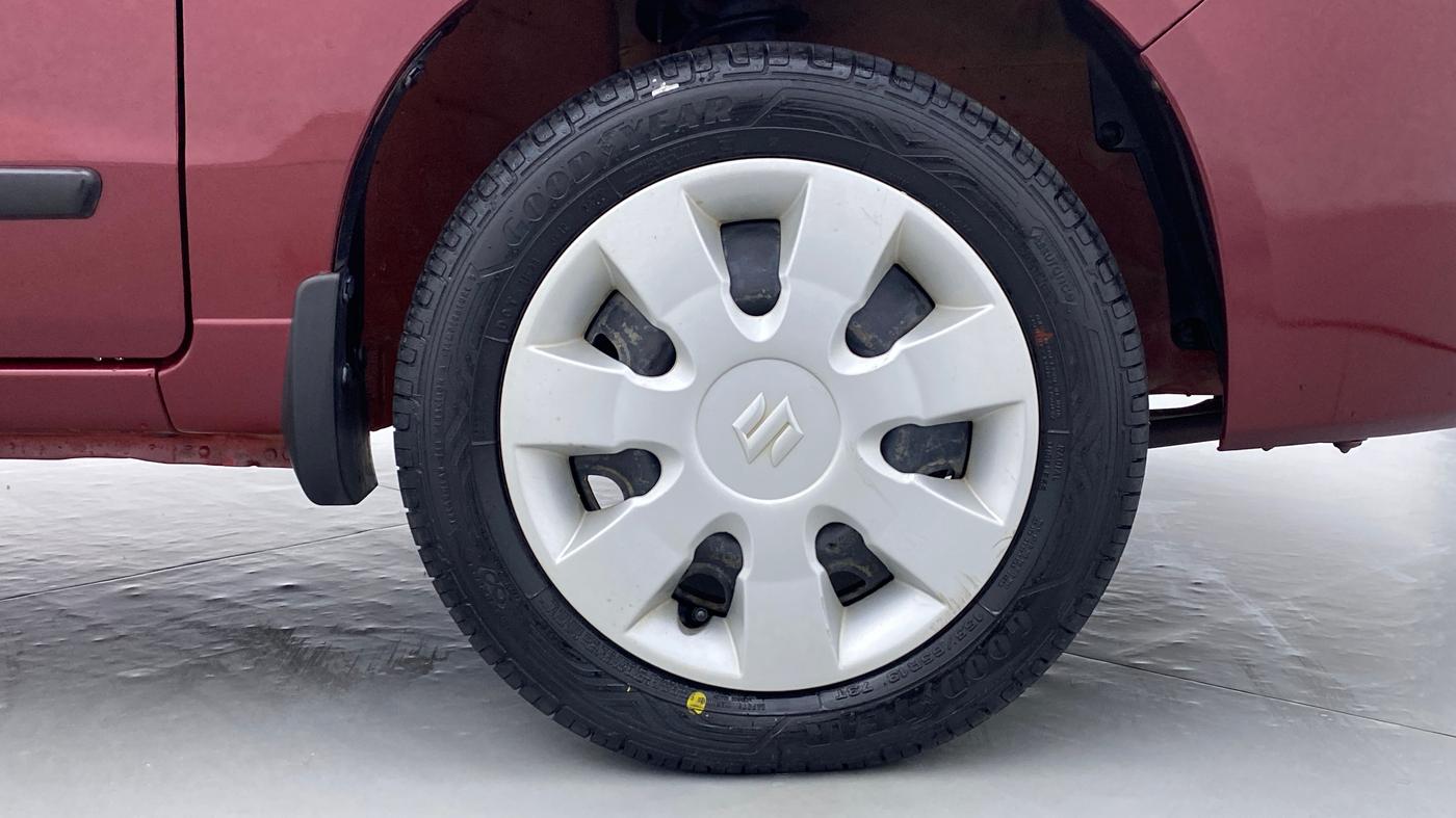 2014 Maruti Alto K10 VXI P, Petrol, Manual, 17,625 km, Right Front Wheel