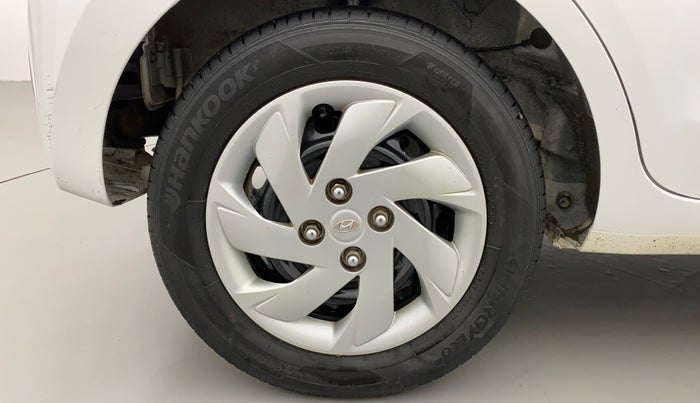 2019 Hyundai NEW SANTRO SPORTZ CNG, CNG, Manual, 47,451 km, Right Rear Wheel