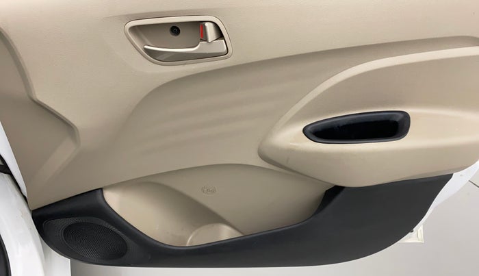2019 Hyundai NEW SANTRO SPORTZ CNG, CNG, Manual, 47,451 km, Driver Side Door Panels Control