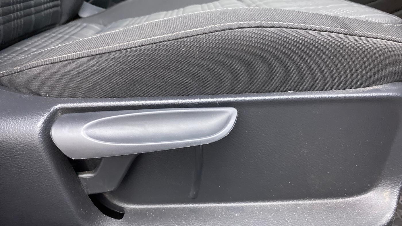 2022 Volkswagen Polo 1.0 GT TSI AT, Petrol, Automatic, 20,852 km, Driver Side Adjustment Panel