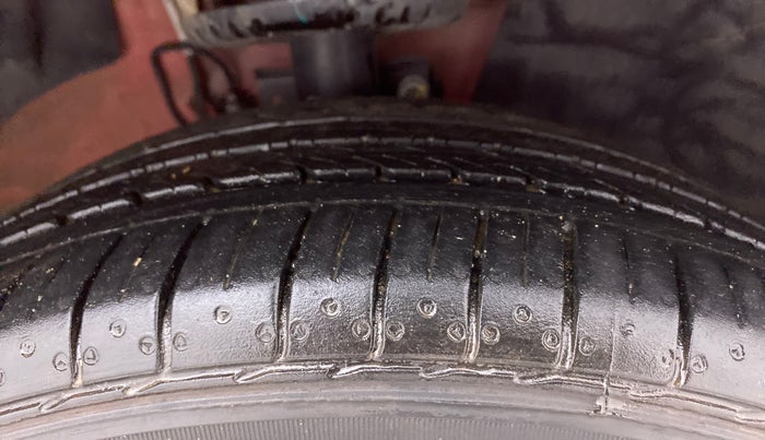 2022 Volkswagen Polo 1.0 GT TSI AT, Petrol, Automatic, 20,852 km, Right Front Tyre Tread