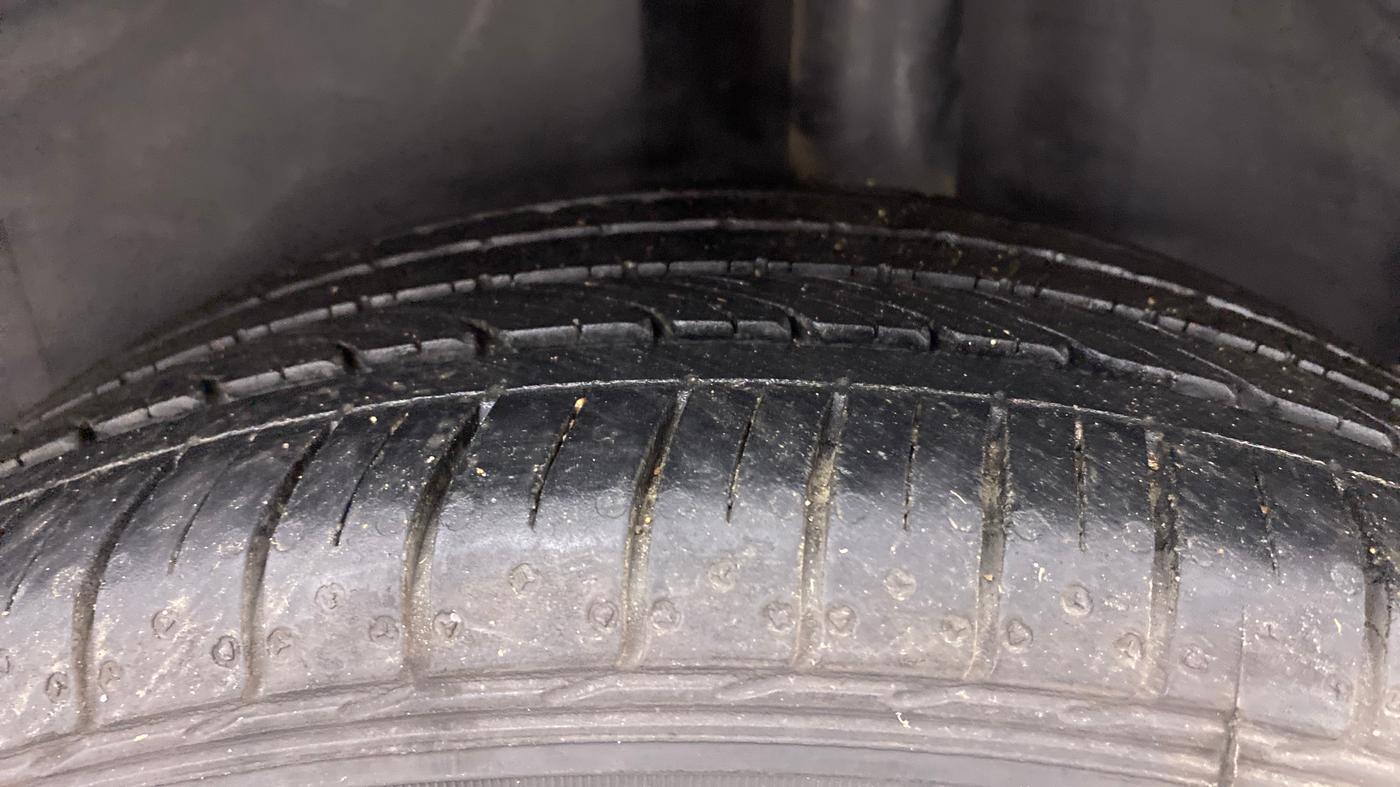 2022 Volkswagen Polo 1.0 GT TSI AT, Petrol, Automatic, 20,852 km, Left Rear Tyre Tread