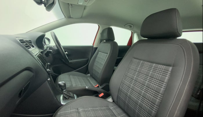 2022 Volkswagen Polo 1.0 GT TSI AT, Petrol, Automatic, 20,852 km, Right Side Front Door Cabin