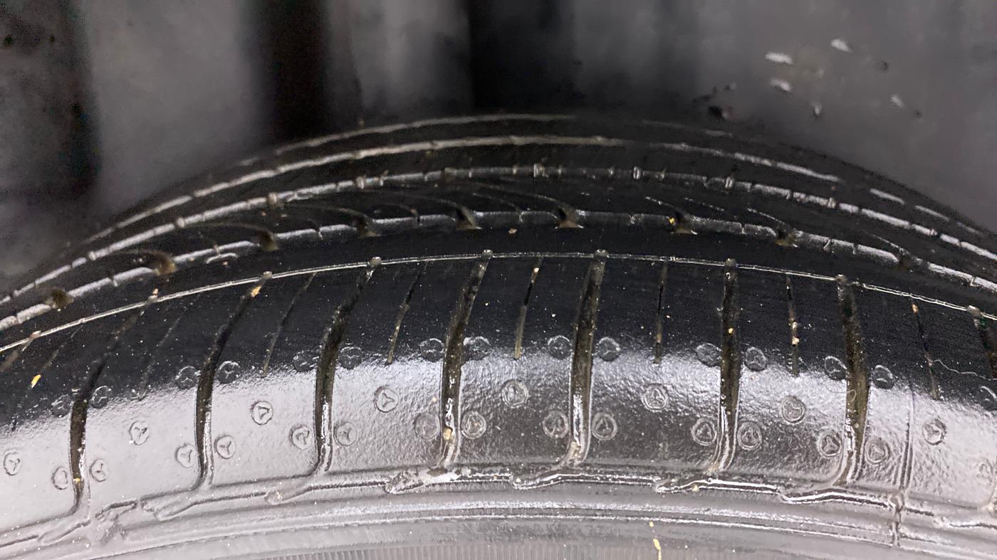 2022 Volkswagen Polo 1.0 GT TSI AT, Petrol, Automatic, 20,852 km, Right Rear Tyre Tread