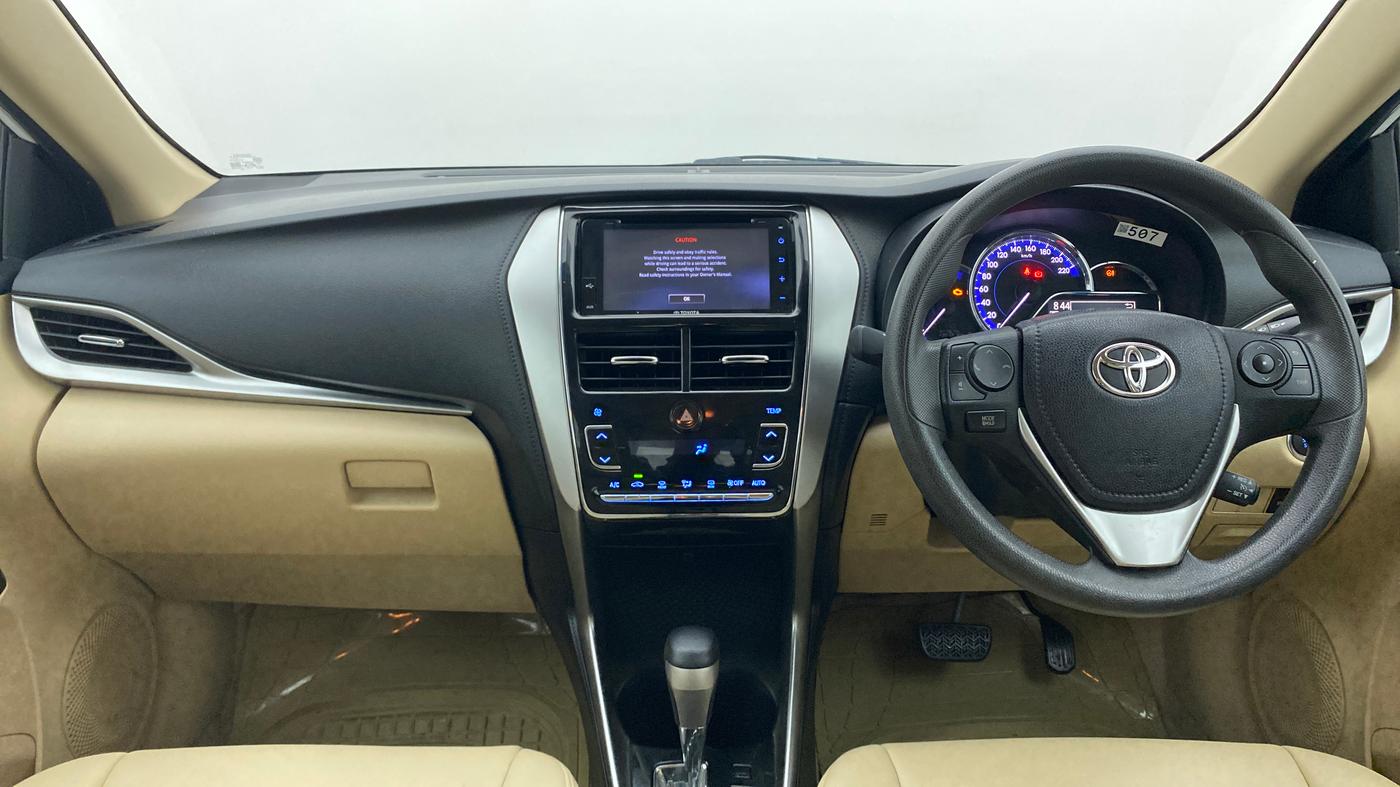 2018 Toyota YARIS V CVT, Petrol, Automatic, 18,877 km, Dashboard