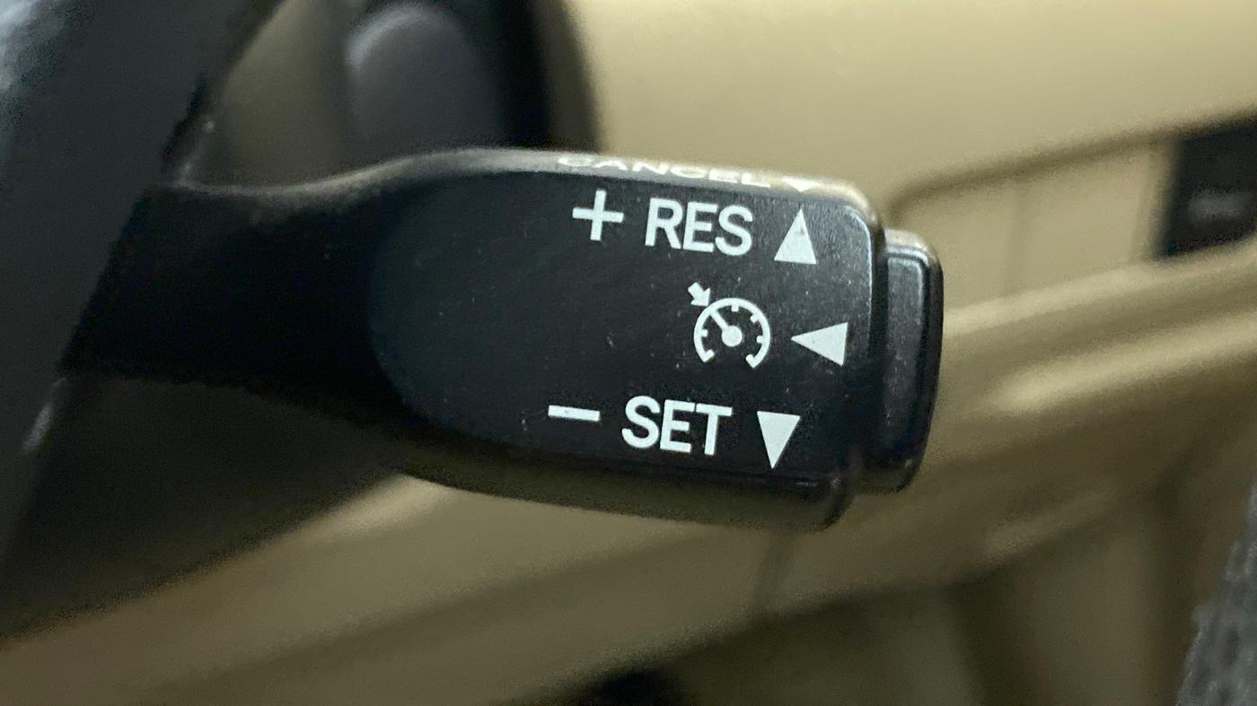 2018 Toyota YARIS V CVT, Petrol, Automatic, 18,877 km, Adaptive Cruise Control