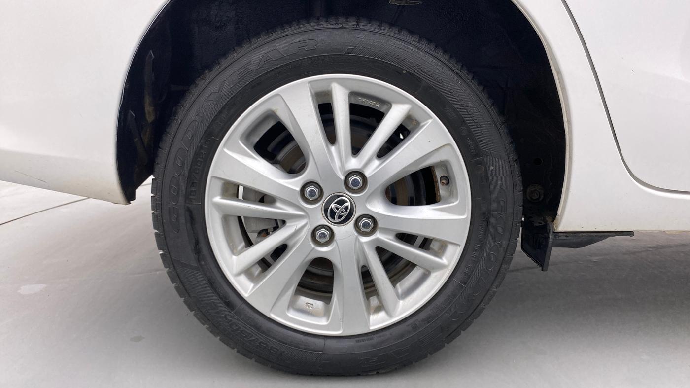 2018 Toyota YARIS V CVT, Petrol, Automatic, 18,877 km, Right Rear Wheel