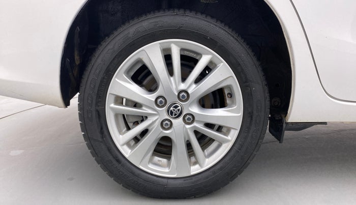 2018 Toyota YARIS V CVT, Petrol, Automatic, 18,877 km, Right Rear Wheel