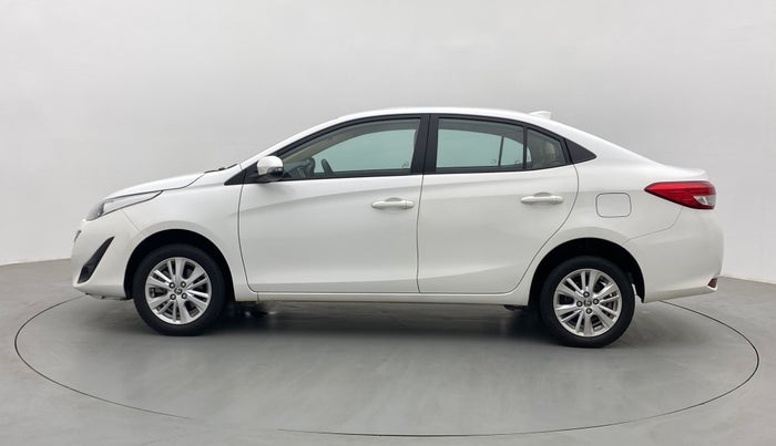 2018 Toyota YARIS V CVT, Petrol, Automatic, 18,877 km, Left Side