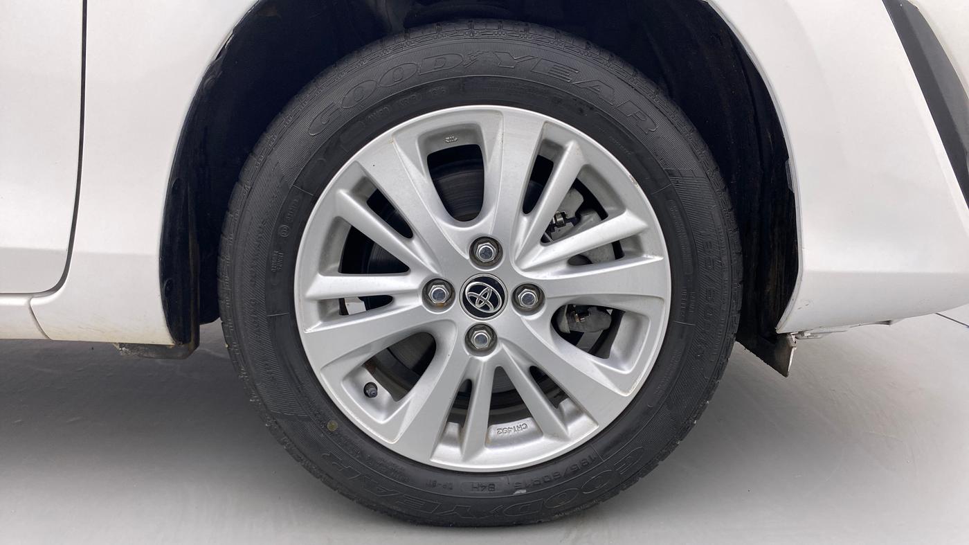 2018 Toyota YARIS V CVT, Petrol, Automatic, 18,877 km, Right Front Wheel