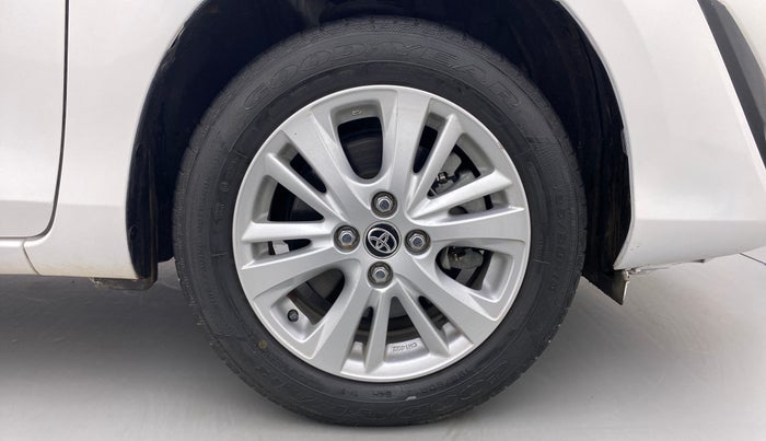 2018 Toyota YARIS V CVT, Petrol, Automatic, 18,877 km, Right Front Wheel