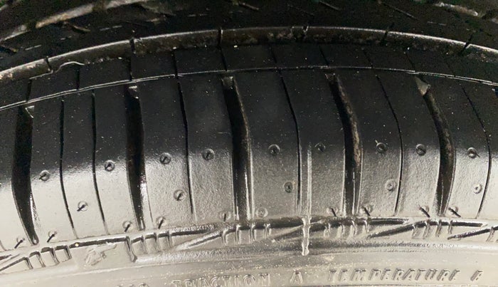 2019 Hyundai GRAND I10 NIOS ERA 1.2 KAPPA VTVT, Petrol, Manual, 1,50,554 km, Right Rear Tyre Tread