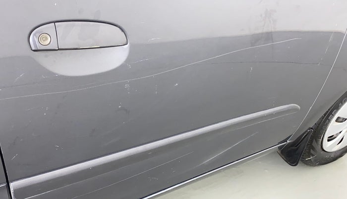 2011 Hyundai i10 SPORTZ 1.2, CNG, Manual, 84,120 km, Driver-side door - Slightly dented