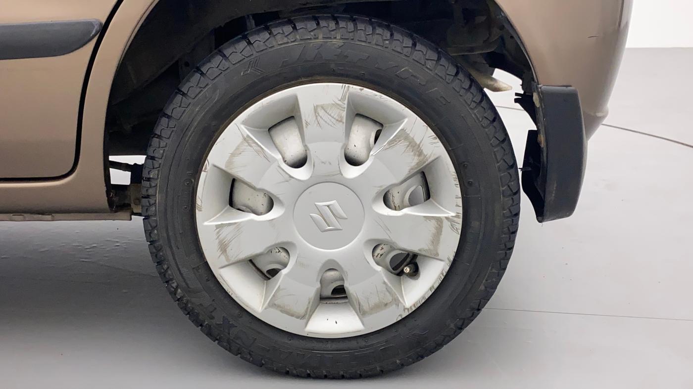 2010 Maruti Zen Estilo LXI, Petrol, Manual, 73,482 km, Left Rear Wheel