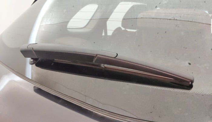 2023 MG HECTOR PLUS SHARP PRO 1.5 TURBO MT 6 STR, Petrol, Manual, 58,887 km, Rear Wiper