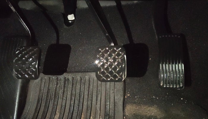 2023 MG HECTOR PLUS SHARP PRO 1.5 TURBO MT 6 STR, Petrol, Manual, 58,887 km, Pedals