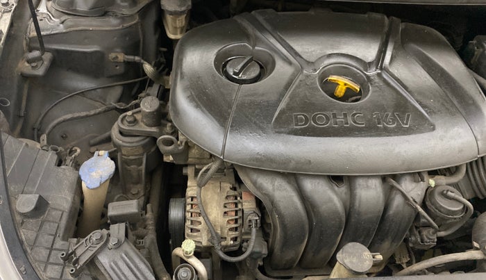 2013 Hyundai New Elantra 1.8 SX MT VTVT, Petrol, Manual, 79,054 km, Engine View - Right