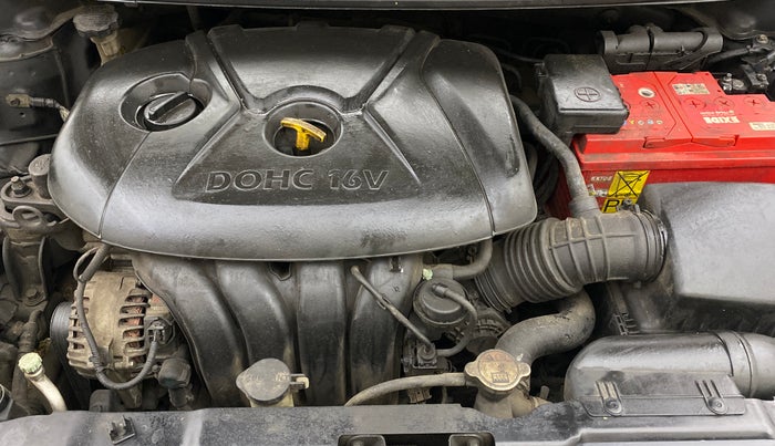 2013 Hyundai New Elantra 1.8 SX MT VTVT, Petrol, Manual, 79,054 km, Engine View