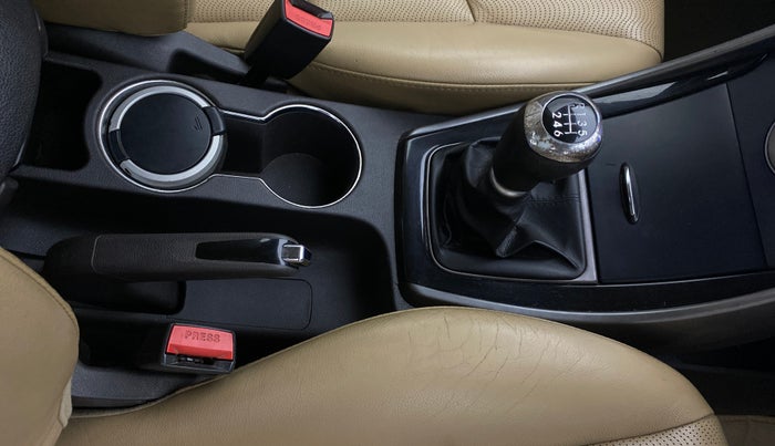 2013 Hyundai New Elantra 1.8 SX MT VTVT, Petrol, Manual, 79,054 km, Gear Lever