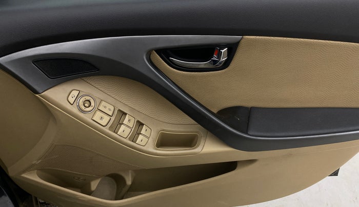 2013 Hyundai New Elantra 1.8 SX MT VTVT, Petrol, Manual, 79,054 km, Driver Side Door Panels Control