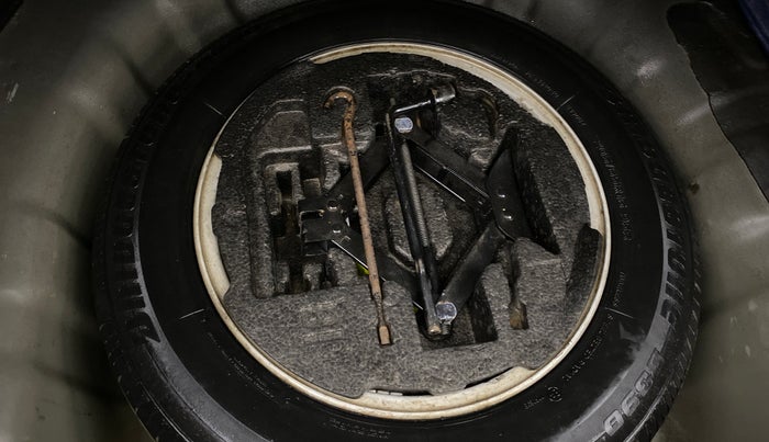 2013 Hyundai New Elantra 1.8 SX MT VTVT, Petrol, Manual, 79,054 km, Spare Tyre