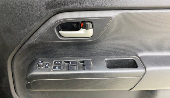 2019 Maruti New Wagon-R ZXI 1.2, Petrol, Manual, 42,900 km, Driver Side Door Panels Control