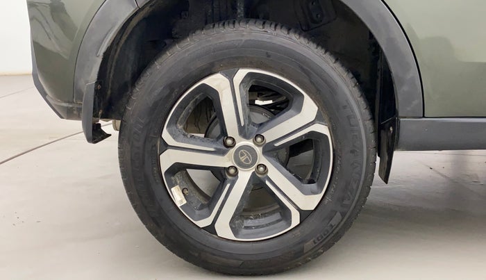 2023 Tata NEXON XZA PLUS (L) DUAL TONE, Petrol, Automatic, 3,454 km, Right Rear Wheel