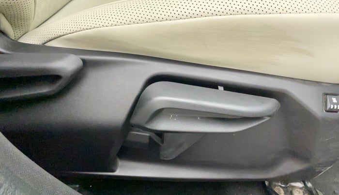 2023 Tata NEXON XZA PLUS (L) DUAL TONE, Petrol, Automatic, 3,454 km, Driver Side Adjustment Panel