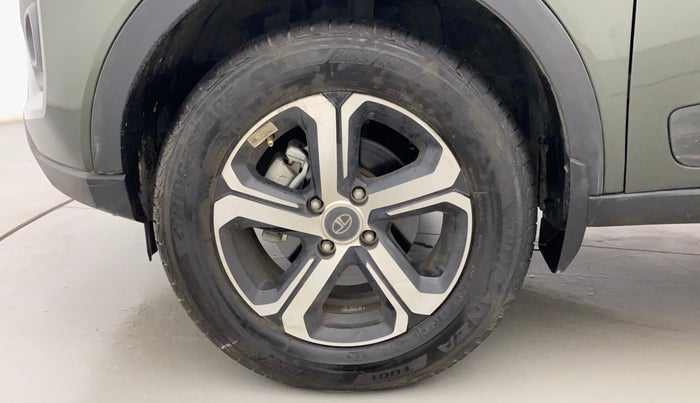 2023 Tata NEXON XZA PLUS (L) DUAL TONE, Petrol, Automatic, 3,454 km, Left Front Wheel