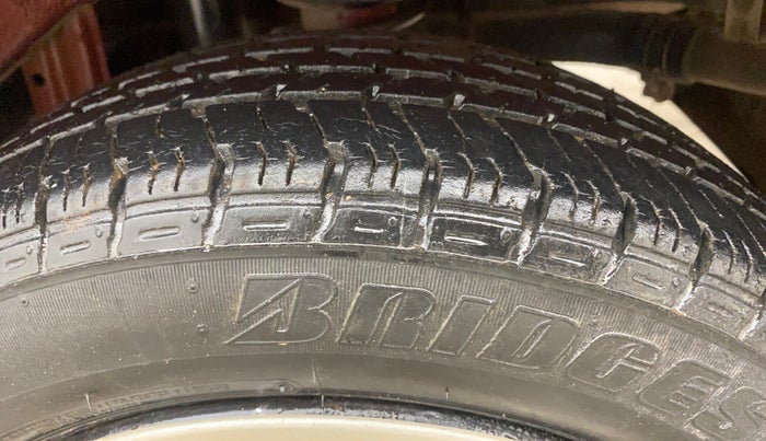 2014 Maruti Alto K10 VXI, Petrol, Manual, 69,152 km, Left Rear Tyre Tread