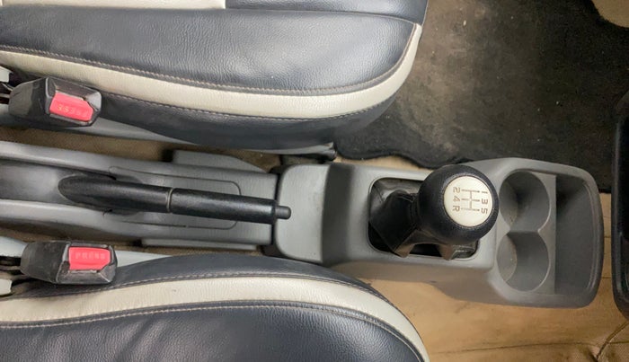 2014 Maruti Alto K10 VXI, Petrol, Manual, 69,152 km, Gear Lever