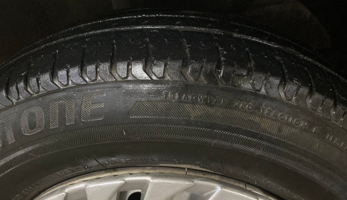 2019 Maruti Swift LXI, Petrol, Manual, 78,446 km, Right Front Tyre Tread