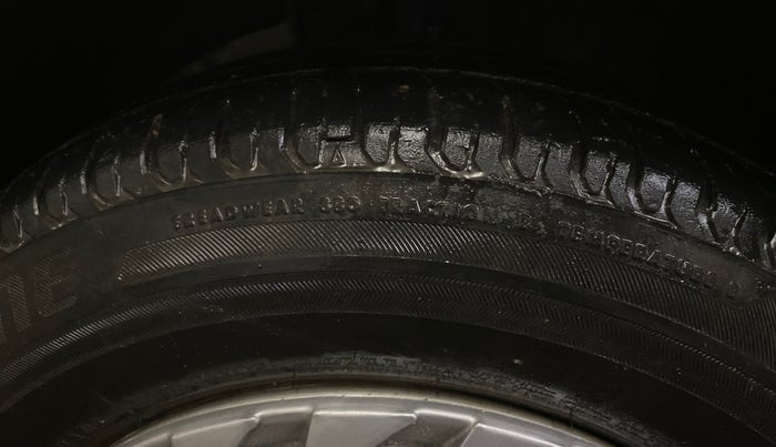 2019 Maruti Swift LXI, Petrol, Manual, 78,446 km, Left Front Tyre Tread