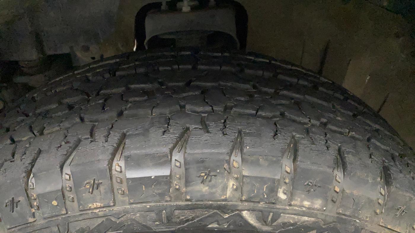 2022 Mahindra Thar LX D 4WD MT CONVERTIBLE, Diesel, Manual, 8,410 km, Left Front Tyre Tread