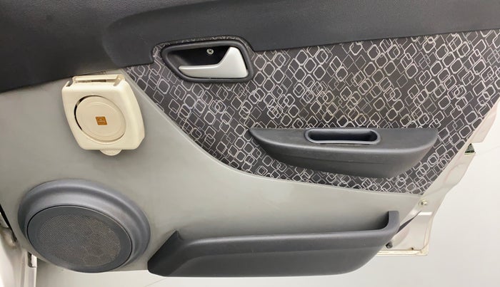 2018 Maruti Alto 800 LXI, Petrol, Manual, 38,613 km, Driver Side Door Panels Control