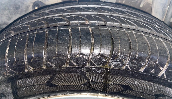 2018 Tata Tiago XZ PETROL, Petrol, Manual, 31,671 km, Left Rear Tyre Tread